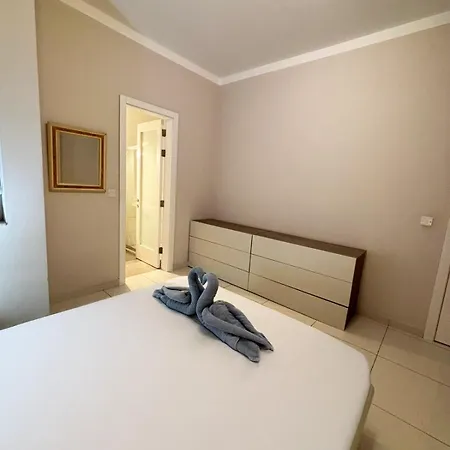 Sea View House, Walk To Balluta Bay, Center * Saint Julian's